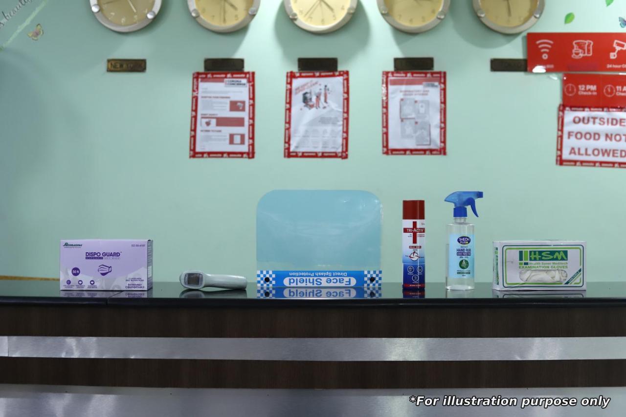 Oyo 24245 Dv Residency Hotel Bhadravati Kültér fotó